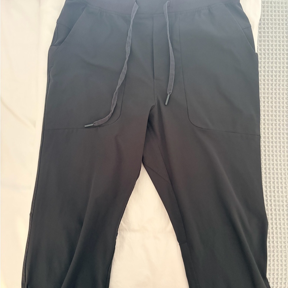 lululemon athletica Men's Gray Performance Joggers